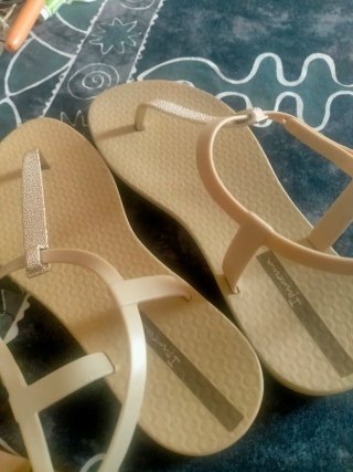 Sandalias Ipanema Beige y Doradas