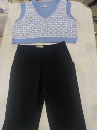 Conjunto Chaleco y Falda Mujer