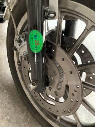 Harley-Davidson 883 R Sportster