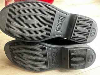 Camper Zapatos Negros Talla 42. Una vez usado