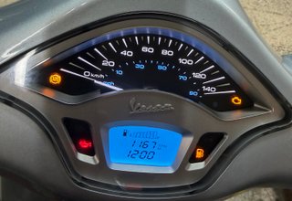 Vespa Primavera 125 ABS Plata