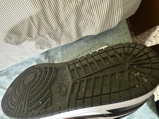 Zapatillas Jordan 1 Low Negras y Blancas