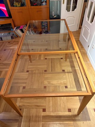Mesa de comedor y 6 sillas