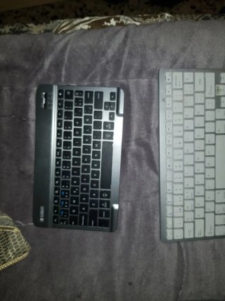 2 Teclados Inalámbricos Plata/Blanco