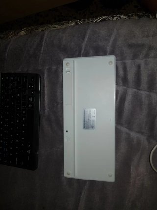 2 Teclados Inalámbricos Plata/Blanco