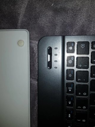 2 Teclados Inalámbricos Plata/Blanco