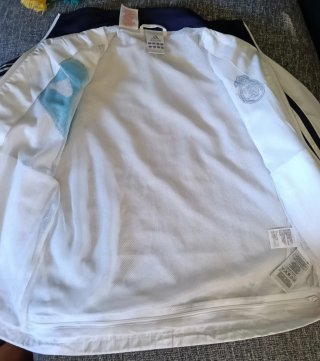 Chaqueta Adidas Real Madrid Blanca y Turquesa