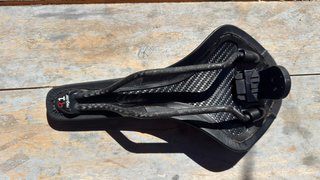Sillín Fizik Antares R1 Carbon (142mm)