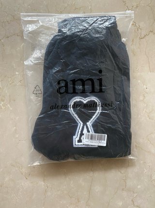Pantaloncini Ami Paris neri tagliaM (vestono meno)