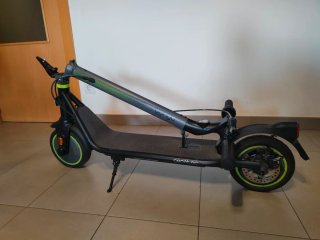 Patinete Eléctrico Bongo D30 + Accesorios