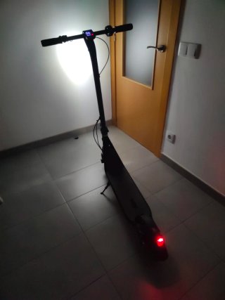 Patinete Eléctrico Bongo D30 + Accesorios