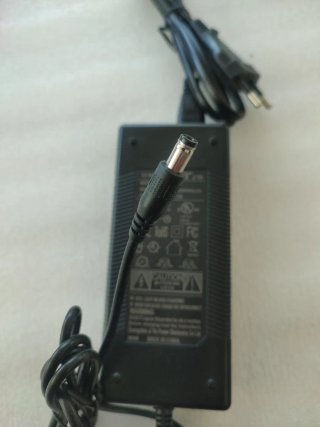 Cargador Cecotec 42V Nuevo