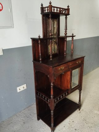 Aparador antiguo caoba con espejo