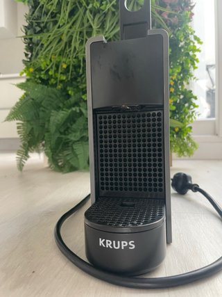 Cafetera Nespresso Krups Gris
