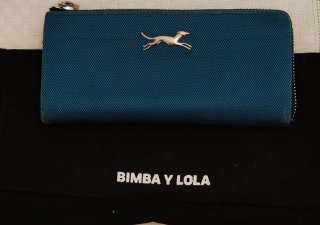 Cartera Bimba y Lola azul con perro plateado