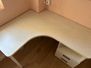 Mesa de escritorio esquinera