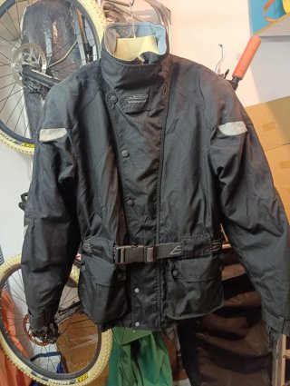 Chaqueta Moto Negra Adventure Touring