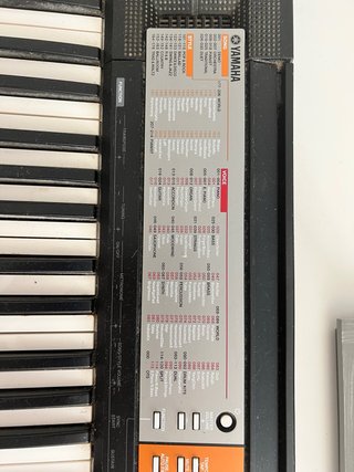 Piano Electrónico Yamaha F50