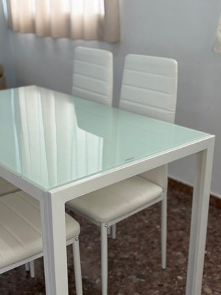 Mesa Comedor Cristal + 4 Sillas Blanca