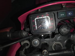Honda XR Roja 12CV 27.000 km