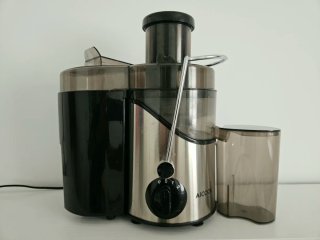 Licuadora AICOOK AMR526 como nueva