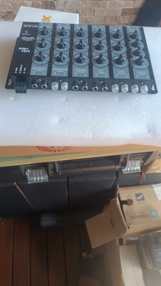 MH Audio MH-6X6 Crossover