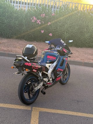 Yamaha TZR 49cc Azul y Rosa