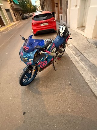 Yamaha TZR 49cc Azul y Rosa
