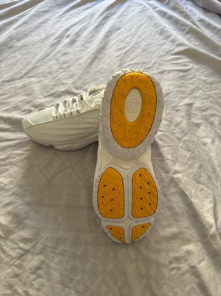 Zapatos Nike x NOCTA Blanco/Amarillo