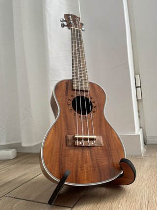 Ukelele Concierto 23 Madera KOA Winzz