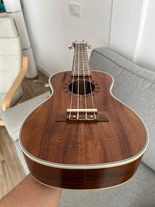 Ukelele Concierto 23 Madera KOA Winzz
