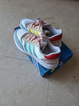 Zapatillas Adidas Multicolor Talla 40