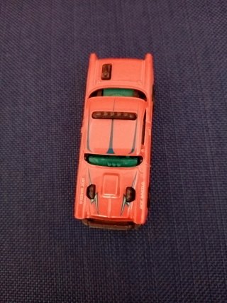 Hot Wheels coche rosa