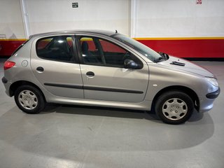 Peugeot 206 2001