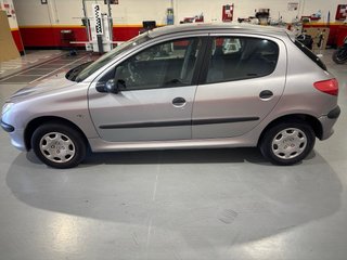 Peugeot 206 2001
