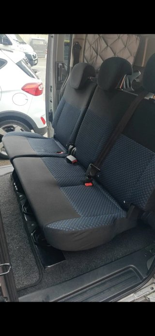 Nissan NV200 2013
