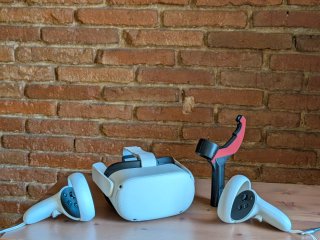 Oculus Quest 2 128GB con mandos y accesorio
