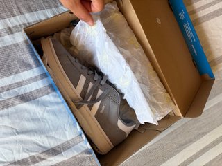 Adidas Campus Gris y Blanco