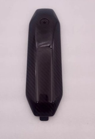 TAPA MEDIO DEPOSITO CARBONO YAMAHA MT07