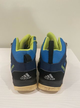 Botas montaña niño Adidas Talla 33 Gore-Tex