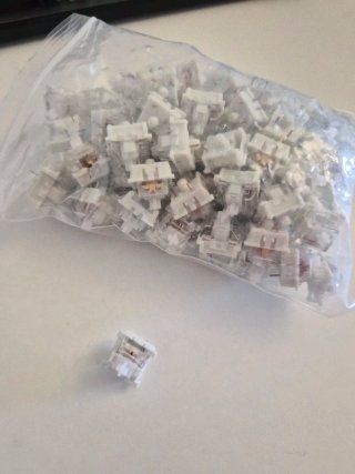 Teclado Mecánico Krom TKL