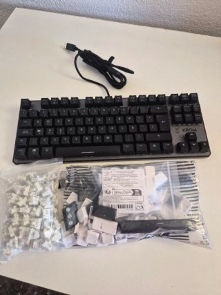 Teclado Mecánico Krom TKL