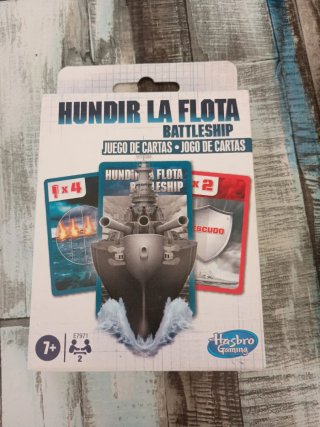 Juegos de cartas: Hundir la Flota y Scrabble
