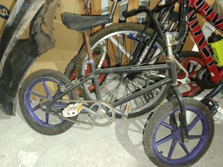Bicicleta BMX BH California 16