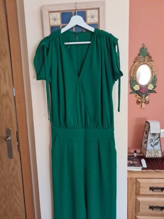 Mono verde mujer
