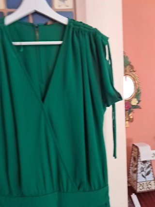 Mono verde mujer