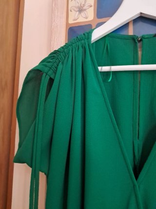 Mono verde mujer