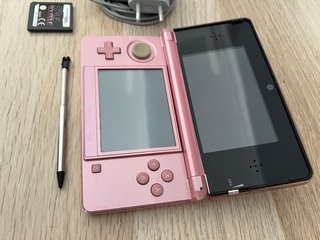 Nintendo 3DS Rosa + Accesorios