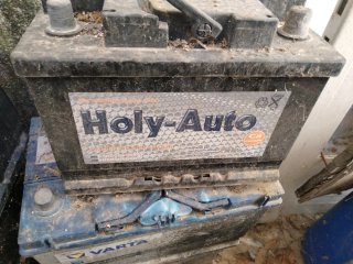 8 Baterías Coche Holy-Auto y Varta