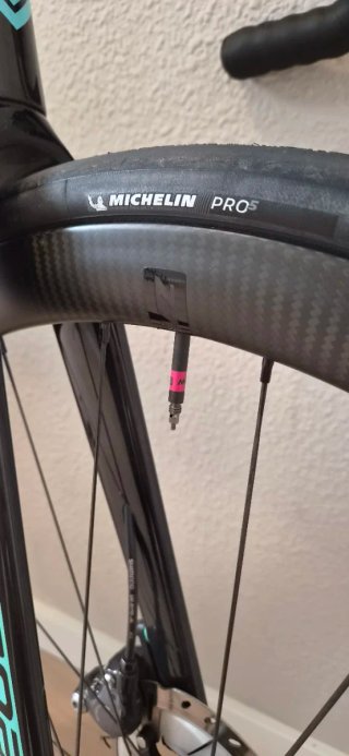 Megamo Pulse Elite